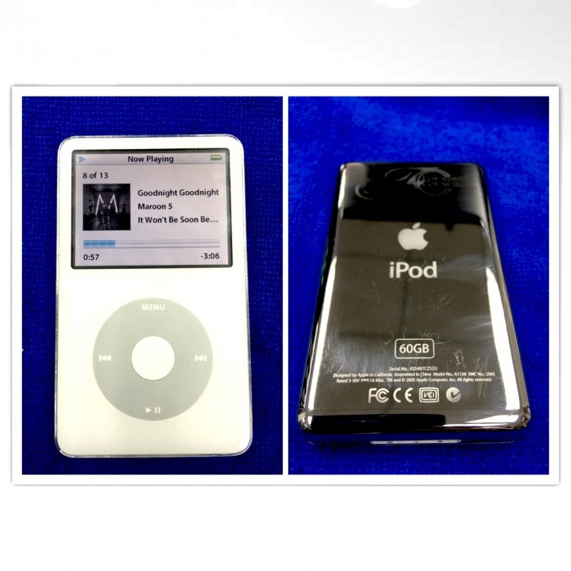 Apple IPod Classic 5th Generation White 60 GB + White USB Data Sync ...