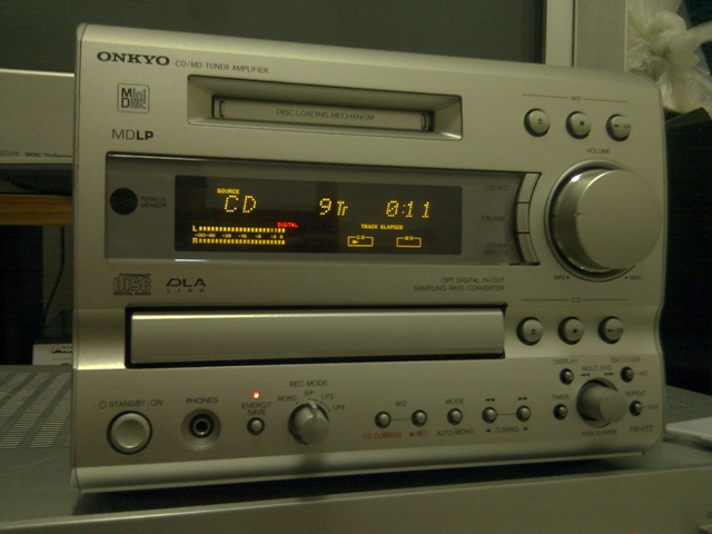 Onkyo CD-MD-TUNER FR-V77 / YAMAMHA Netural Sound Stereo Amplifier A6
