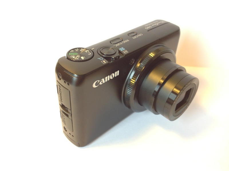 [ขาย] กล้อง Canon S90 , แบต 2 ก้อน , SD card 16 GB (8GB x 2) , สภาพใหม่