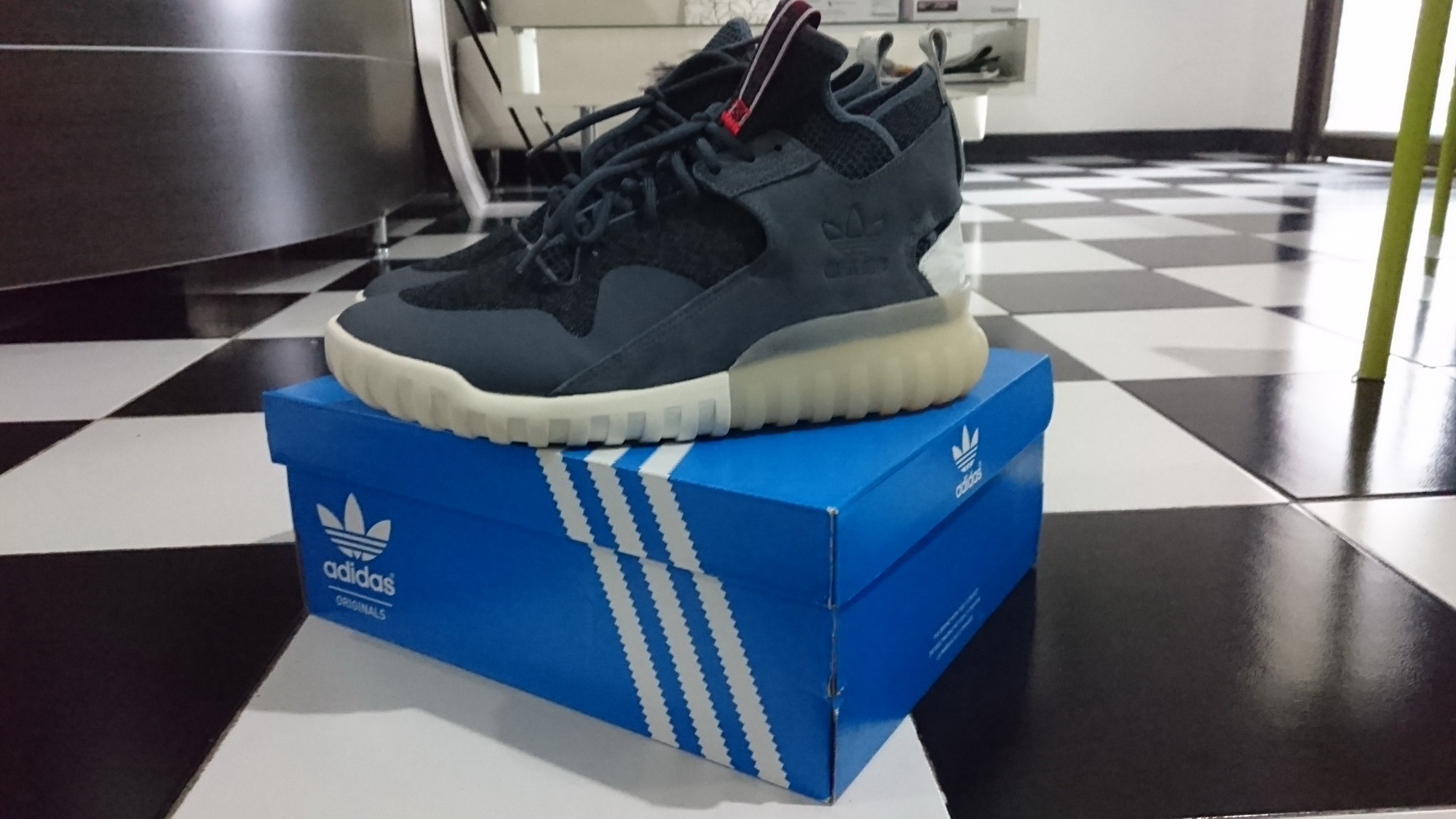 adidas originals tubular x boonix